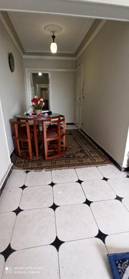 Apartment علي البحر مباشرة بجليم