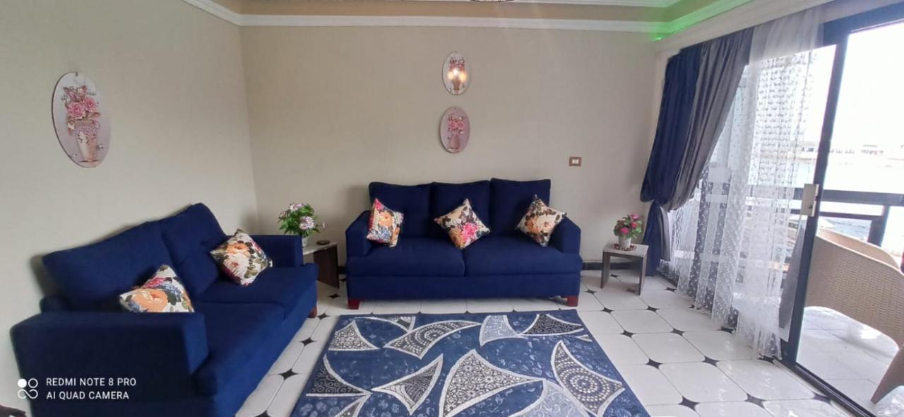 Apartment علي البحر مباشرة بجليم Alexandria